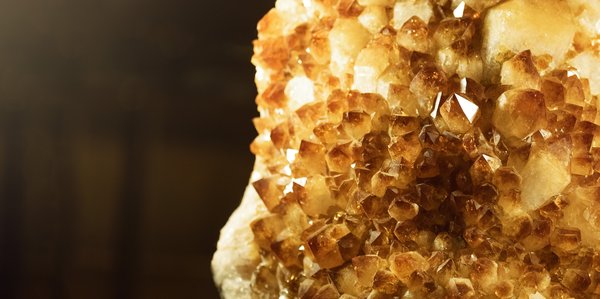 Découvrez les puissants bienfaits de la citrine pour votre vie